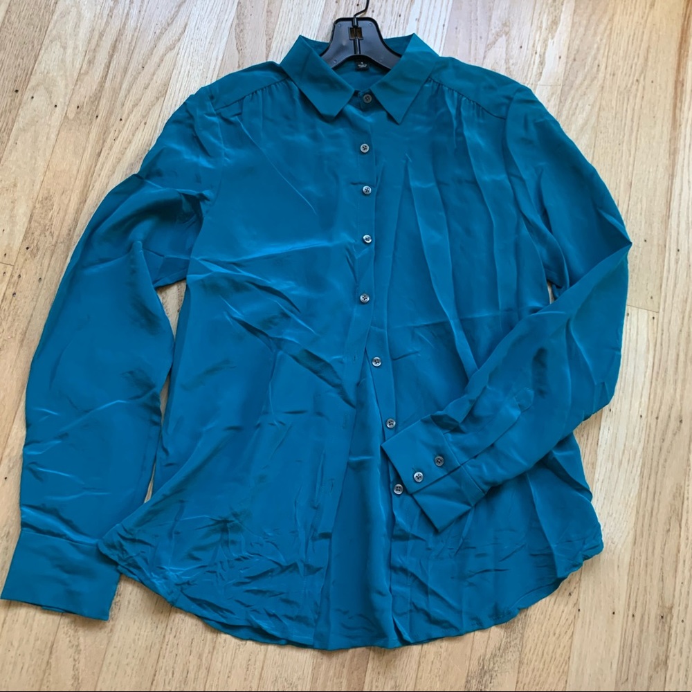 Ann Taylor shirt/blouse 100% silk size 4